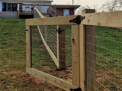 Farm Style Gates | Asheville Fence | Residential and Commercial Fence