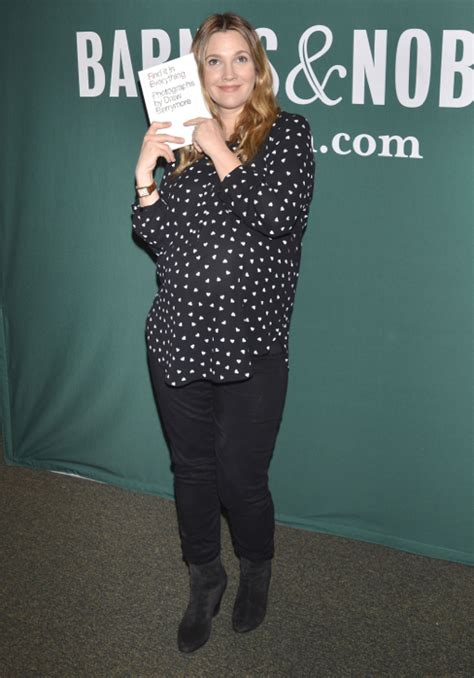 Drew Barrymore Book Signing In New York | Celeb Baby Laundry