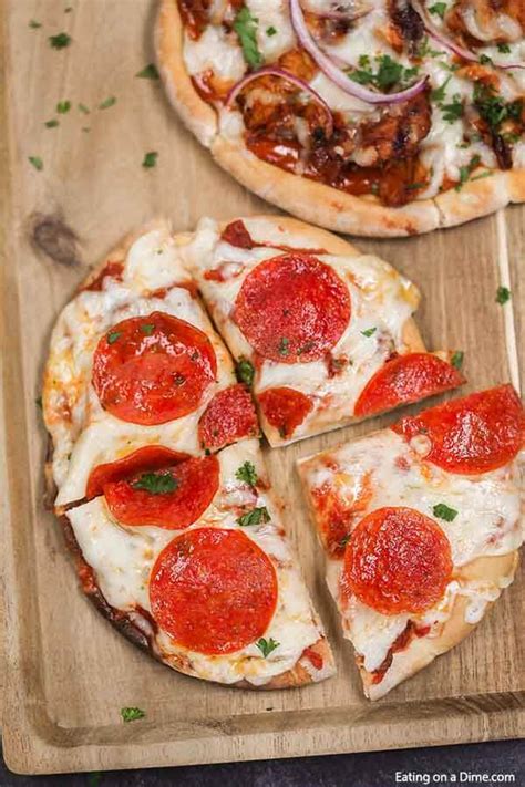 Pita pizza recipe - Easy and frugal Pita Bread Pizza