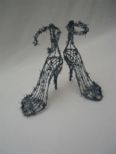 15+ Of The Most Beautifully Twisted Wire Sculptures | Bored Panda