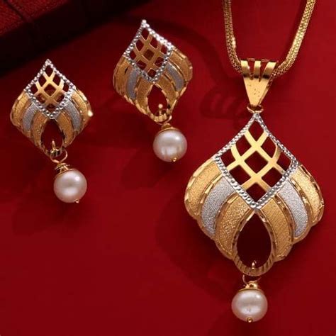 Buy 22K Casting Necklace Set For Women At Jewelegance Bridal