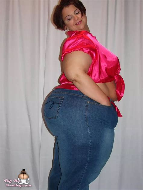 For Those That Like Them Super Sized Nudes ThickandBBWJeans NUDE PICS ORG