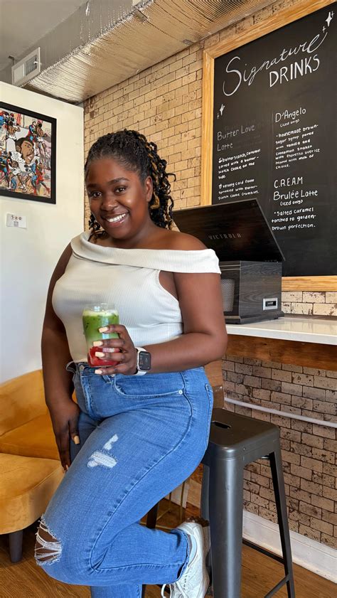 Vanessa | NJ Activities • Restaurant • Hotel Guide | Newark’s best-kept