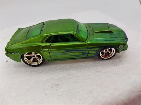 Hot Wheels Super Treasure Hunt Version Of A 69 Ford Can Cost 180 Autoevolution