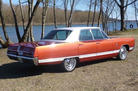 Hemmings Find Of The Day 1967 Plymouth Fury Vip Hemmings Daily Plymouth Fury Plymouth Fury