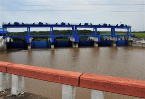 Agua para comer y para llevar en Sancti Spíritus Escambray