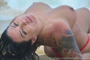 Sandy Bottom Porn Pic