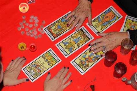 Tarot Spreads - Placing the Cards on the Right Position