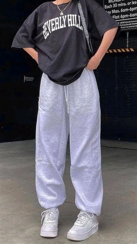 How To Style Gray Sweatpants Artofit