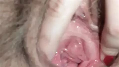 Peludo coño milf en uniforme extiende su chocho xHamster