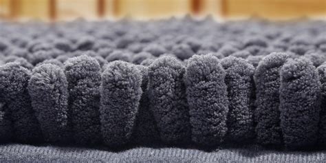 how to clean bath rug