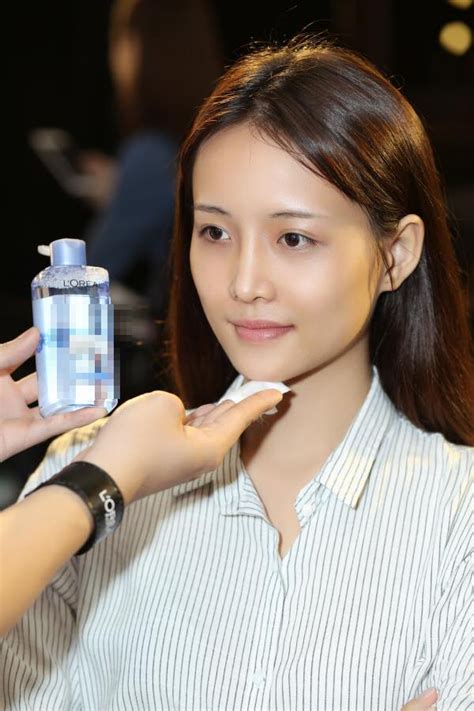 Các hot girl The Face ngoài đời có mặt mộc đẹp không tì vết như khi lên sóng không