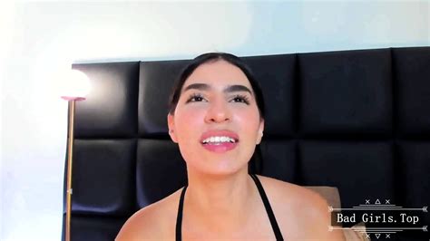 Big Booty Ass Petite Teen Babe Close Up Pussy Teasing