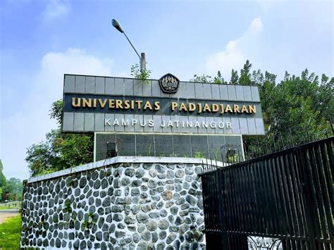 Biaya Masuk Kuliah Universitas Padjadjaran Unpad Ta Info