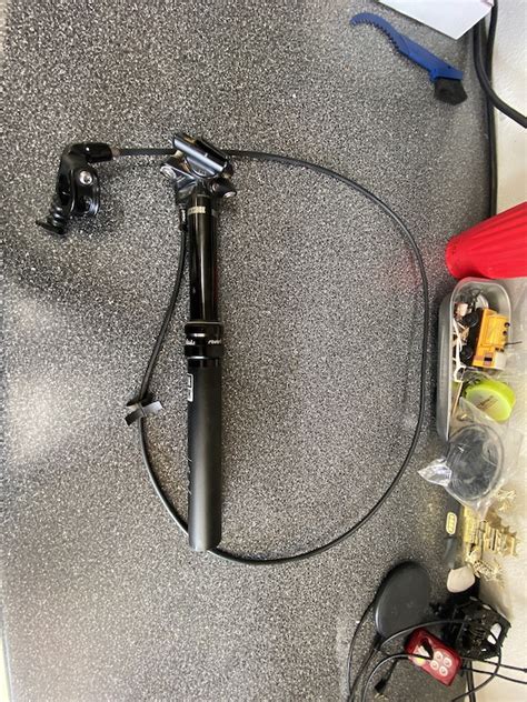 2018 Rockshox Reverb 100mm Dropper 30 9mm External Cable For Sale