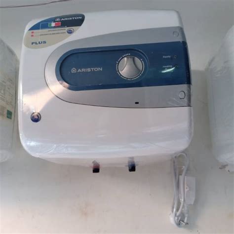 Water heater (Pemanas Air) ARISTON 15L Second ORIGINAL | Shopee Indonesia
