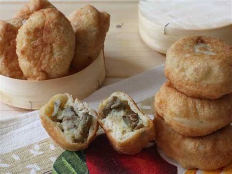 Пирожки с картошкой в духовке — рецепт с фото пошагово