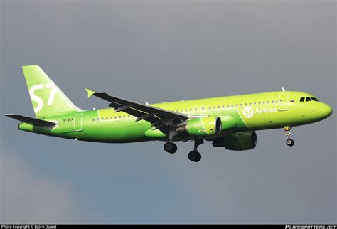 Vp Bcp S Siberia Airlines Airbus A Photo By Bj Rn D Wel Id