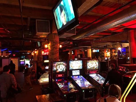 Just NO - Review of Replay Arcade Bar Lincoln Park, Chicago, IL ...