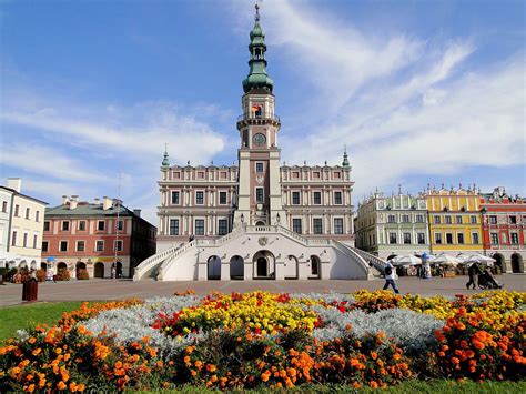 Rynek w Zamościu puzzle online