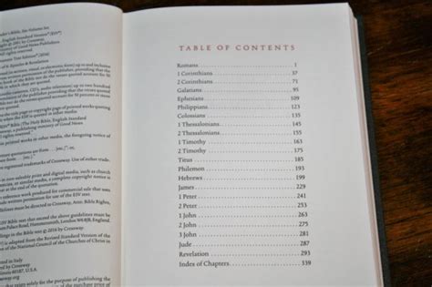 Crossways Esv Readers Bible Six Volume Set Review Bible Buying Guide