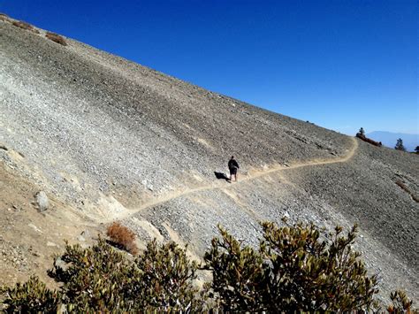 Extreme Hiking Hiking Mount Baldy San Bernardino California Usa