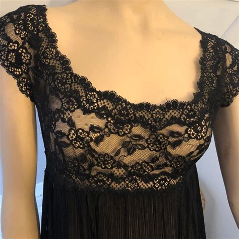 Vintage Victorias Secret Lingerie Medium Negligee Gem