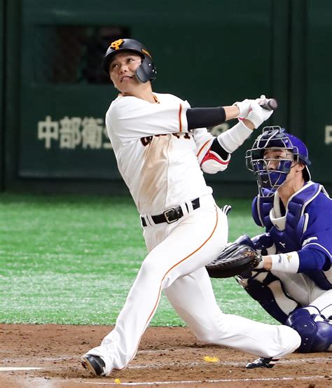 巨人坂本勇人若手にアドバイスで改めて再確認 プロ野球写真ニュース 日刊スポーツ