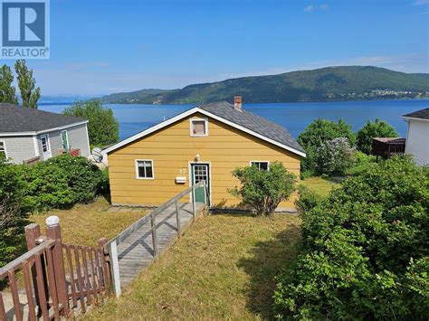 27 Hillside Rd, Corner Brook, NL A2H 1A7 | MLS #1279579 | Houseful