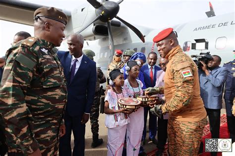 Sommet des Chefs dEtat de lAES au Niger Le Capitaine Ibrahim Traoré