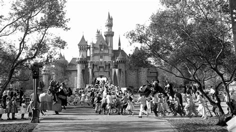 See What Disneyland Looked Like On Opening Day On July 17 1955 Abc30