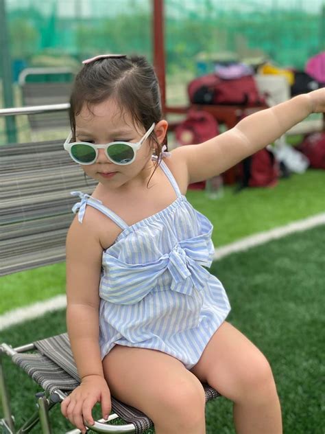 Cuối tuần của các hot mom MC Minh Trang khoe ảnh hồi bé Meo Meo sang chảnh đi du lịch cùng chồng