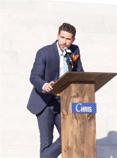 Chris Makes a Speech - The Hollywood Gossip