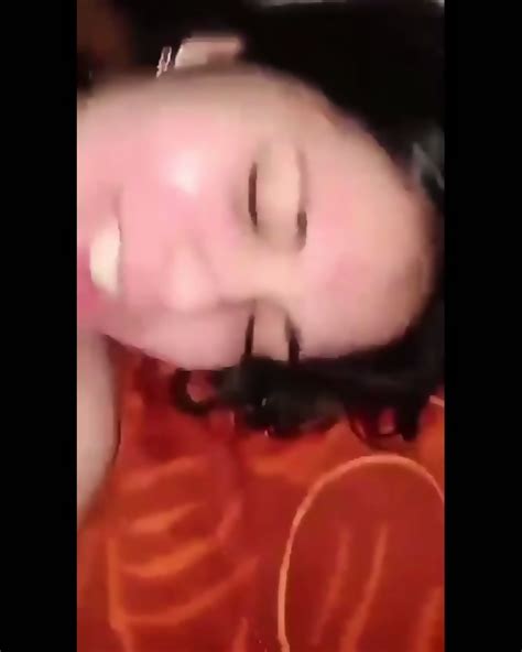 Extremely Beautiful Gorgeous Newly Married Wife Clean Shaved Red Tight Pussy Painful Fucking