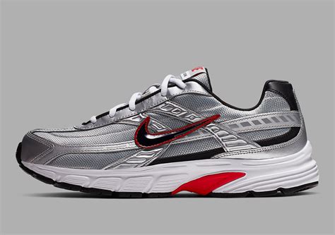 Nike Initiator Metallic Silver White Black 394055-001 | SneakerNews.com