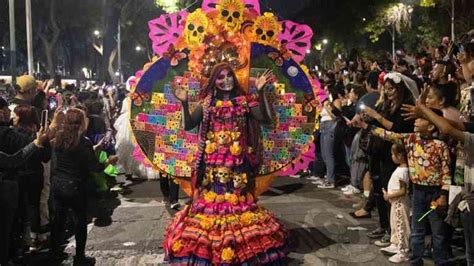 Galería Gran Desfile De Catrinas Invade La Cdmx Con Color Y Elegancia