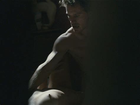 Fish Tank Nude Pics Pagina 1