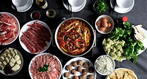 HOW TO MAKE SICHUAN MA LA HOT POT ON THANKSGIVING Lady And Pups