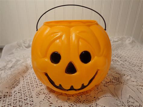 General Foam Plastics Pumpkin Face Halloween Blow Mold Candy Bucket