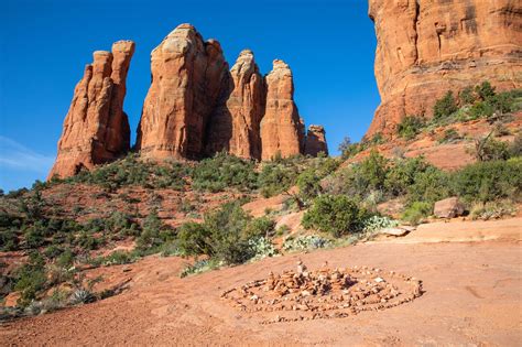 Cathedral Rock Vortex | Earth Trekkers