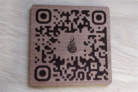 30mm Square Wooden Custom QR Code Laser Engraved Table Tags Restaurant