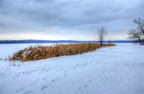 Frozen Wingra in Madison, Wisconsin image - Free stock photo - Public