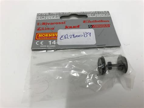 ER2800 39 Hornby Electrotren AC Geared Wheels Two Traction Tyres