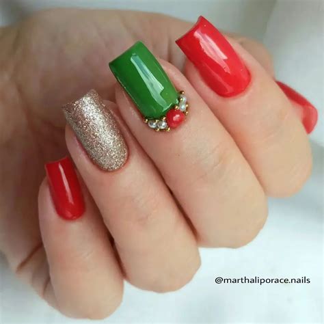 Unhas de Natal 21 ideias incríveis de unhas decoradas 2023 Eu Total