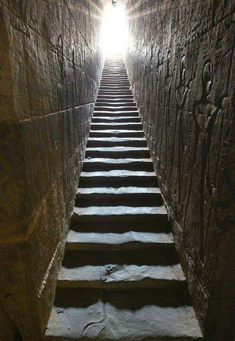 Stairway At The Temple Of Horus At Edfu Fonte Egypt Museum Ancient