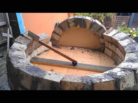 How To Build A Wood Fired Pizzabread Oven Brick Pizza Oven Pizza