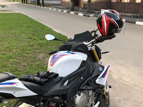 Купить б у BMW S 1000 R инжектор 6 передач в Москве белый naked bike 2017 года на Авто ру ID