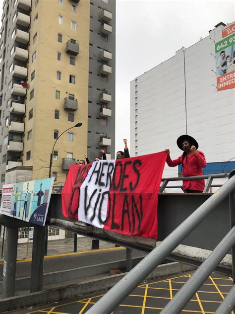 🇵🇪 Wayka📢 On Twitter LoÚltimo Activistas Feministas Realizan El