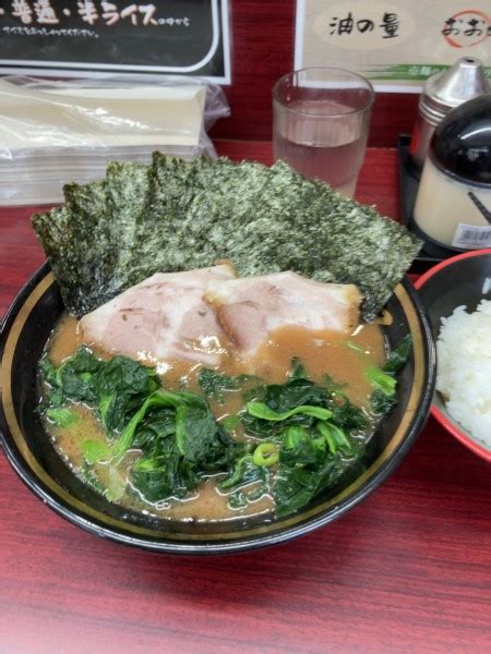 『のり•ほうれん草ラーメン 950円』麺家 紫極 大泉学園店のレビュー ラーメンデータベース