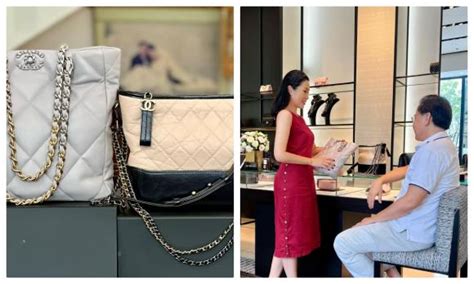 Trịnh Kim Chi chơi lớn với bikini hở vòng một ngồn ngộn nhức mắt bên con gái yêu